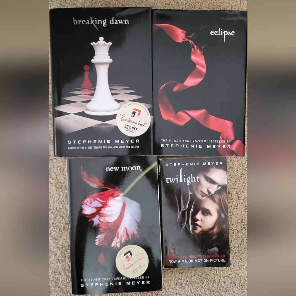 Twilight Saga Book Set
